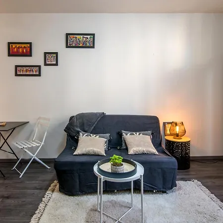 So Rez De Chaussee Centre-ville Apartamento